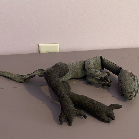 🦕Delta🦕 Jurassic WORLD 25” PLUSH Dinosaur HANDMADE Custom COLLECTIBLE - Picture 5 of 10